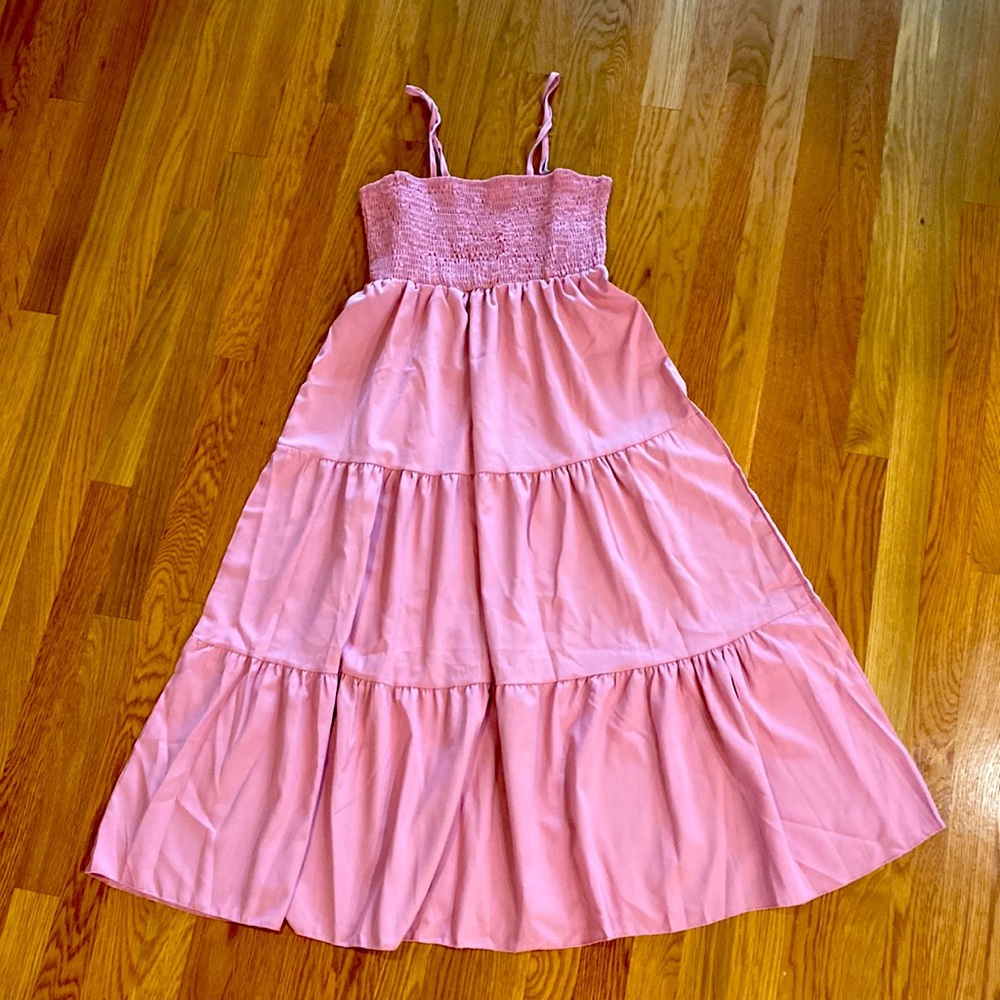 Long maxi dress light purple perfect for summer